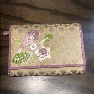 Coach Signature Canvas Calla Lily Appliqué Wallet